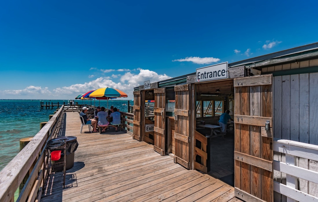 how to do lunch on the water in destin